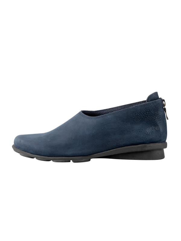 Denako slip on - Image 2